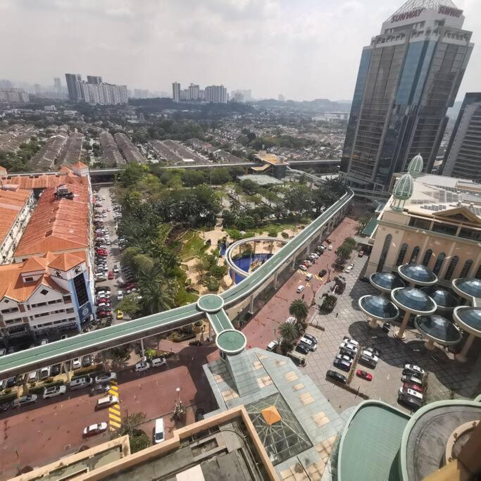 New-Sunwaylagoonfamilysuite-Highest Floor-2-4Pax-Netflix-Balcony-Superfastinternet Petaling Jaya Zewnętrze zdjęcie